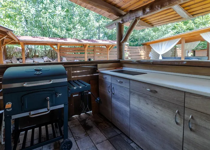 Körösparti Wellness Faház